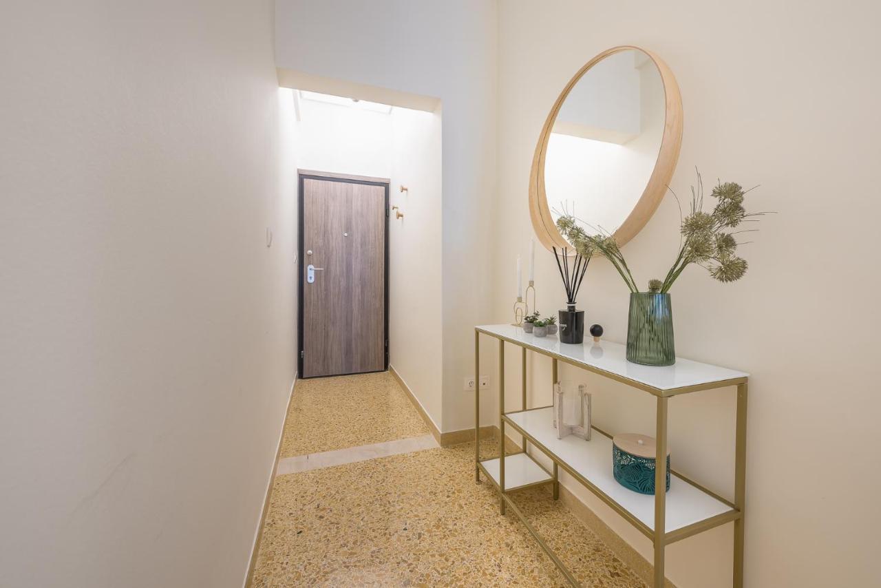 The "Warm" Apartment Athens Exterior photo